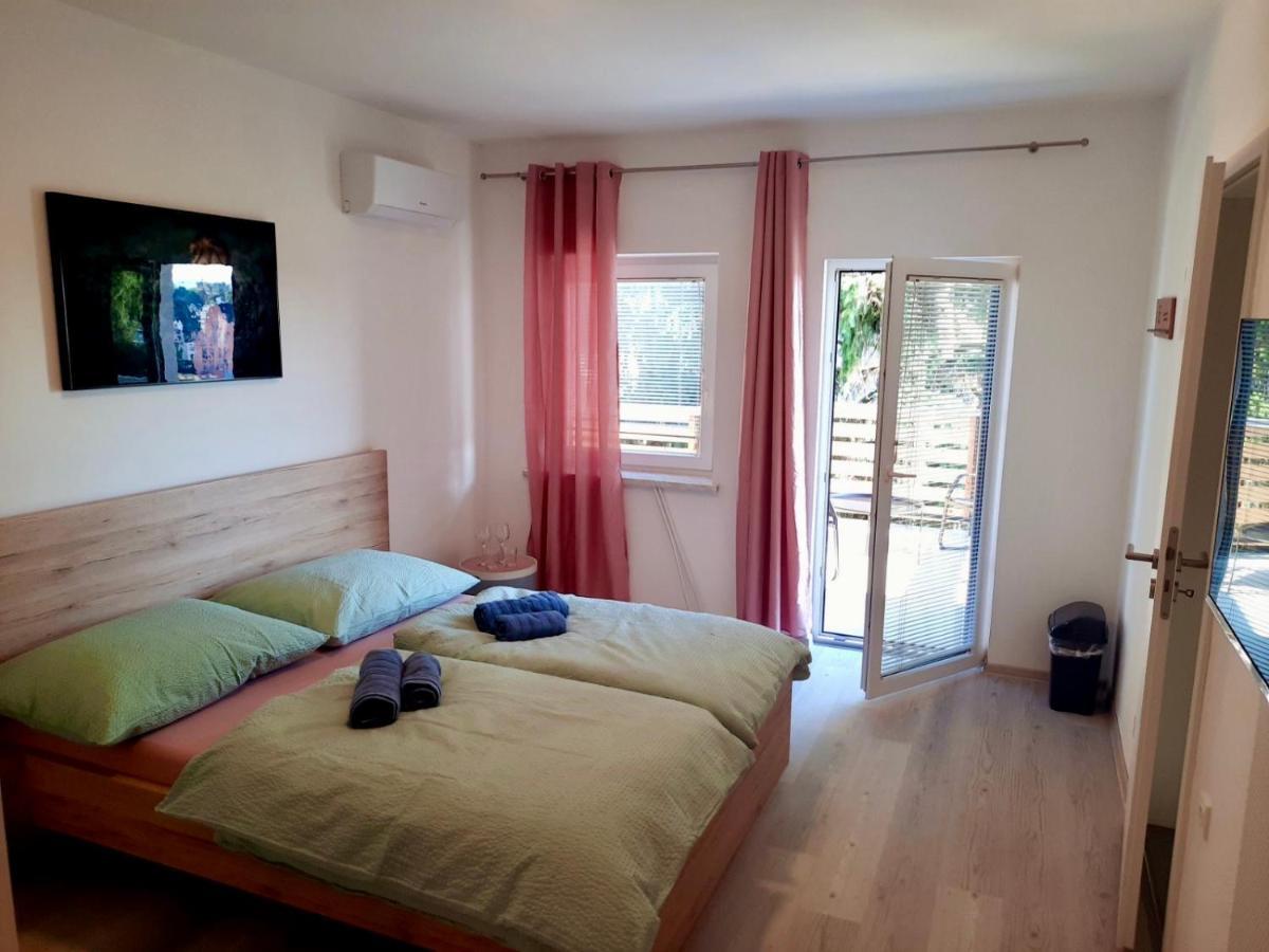 Rooms Optim Птуй Экстерьер фото